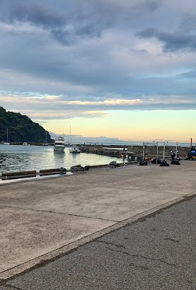 y̒ނāANԂ肩EEEIH@@ςނi⑹́ułނ肠悤IIvj