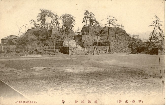 �����N�i�̉����U���߂����E�L�����ɓX