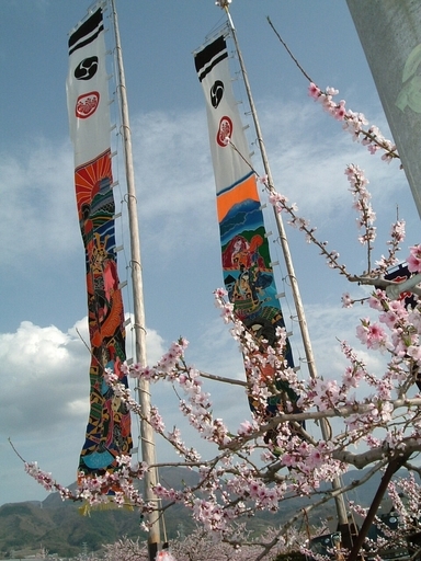 �����N�i�̉����U���߂����E�L�����ɓX