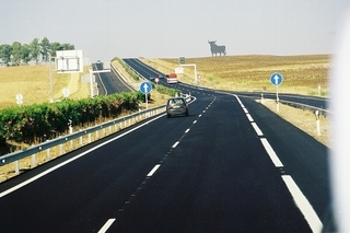 �����N�i�̉����U���߂����E�L�����ɓX