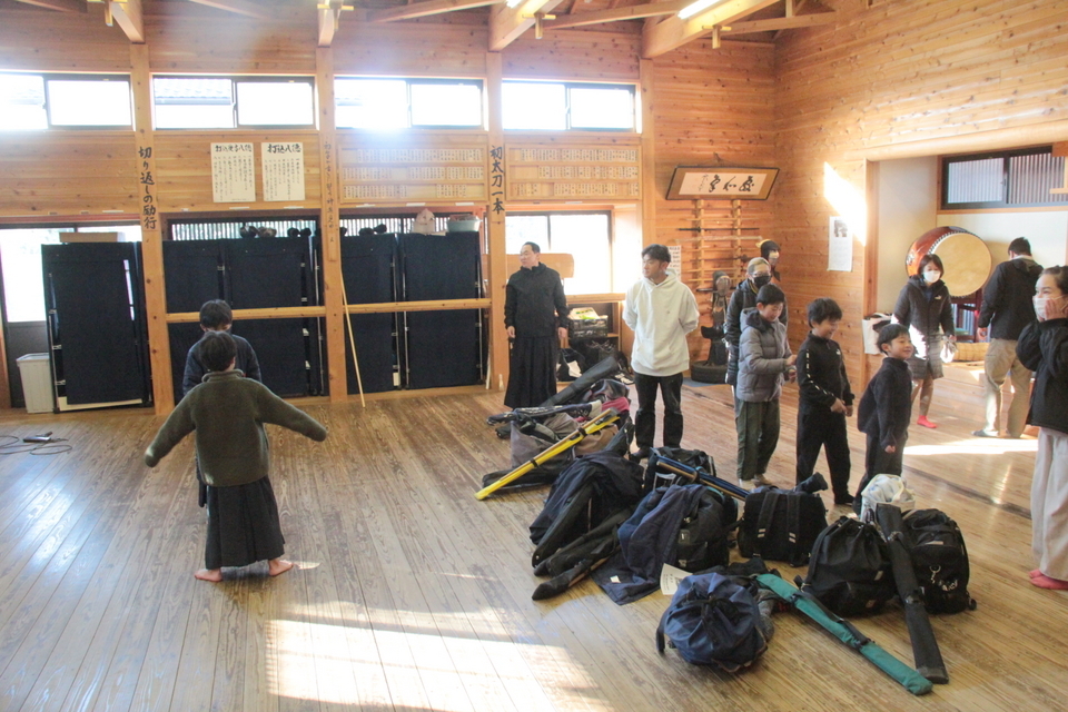 �݂�ȂŌ�����낤��!�` ���S������` �b�㒼�S��(Kai-Jikishinkan)