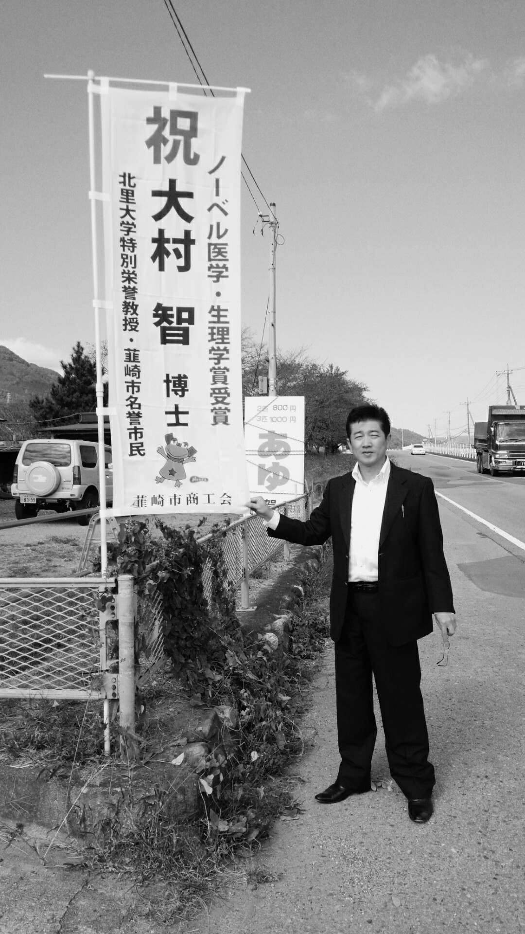 ̈@wF@x