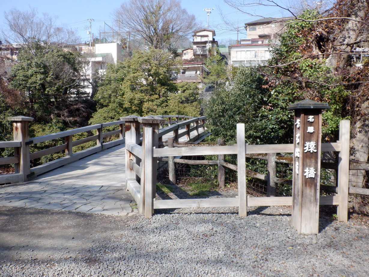 �����i�R�A���̓m�C�܂�����L�j