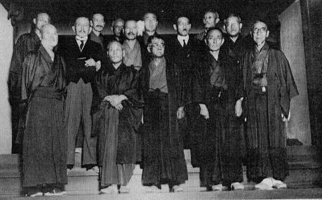 �N�w�����{�Ƃ��������\�ȎЉ�Ɍ����āi���V���j